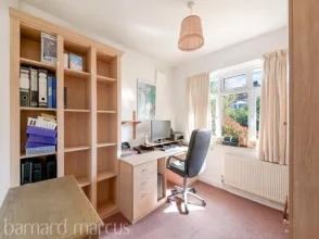 4 bed Detached
