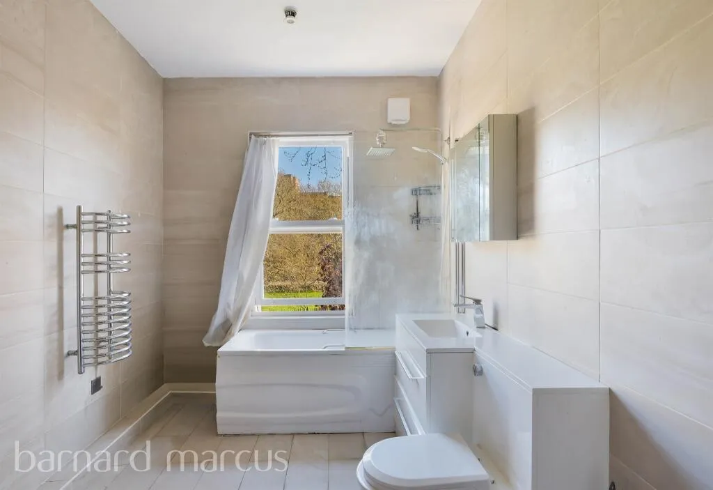 12 bed Town House