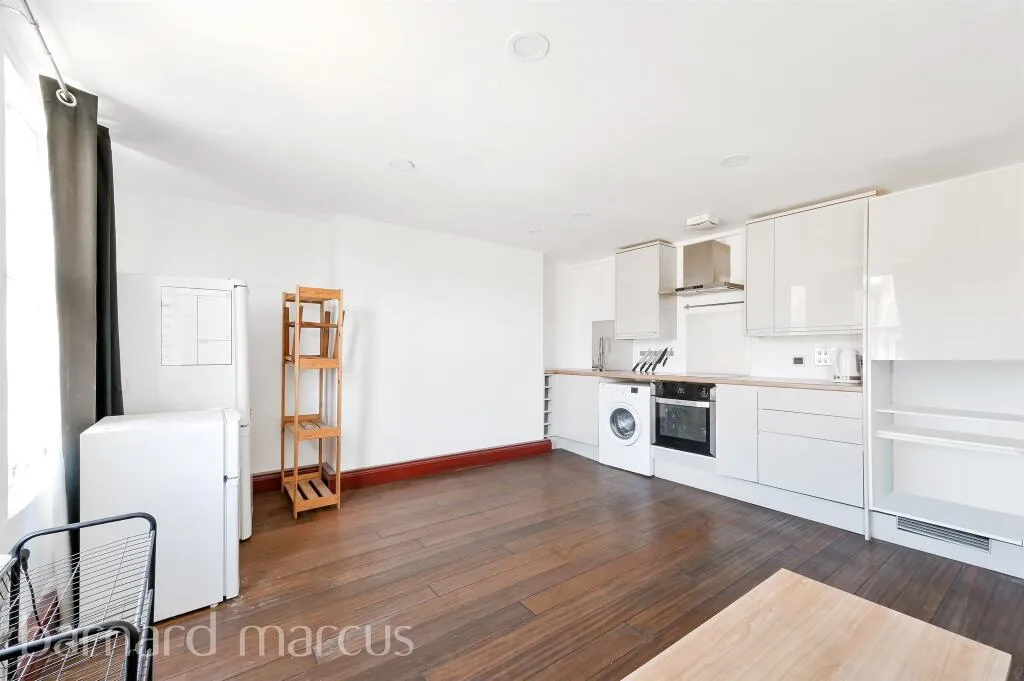12 bed Town House