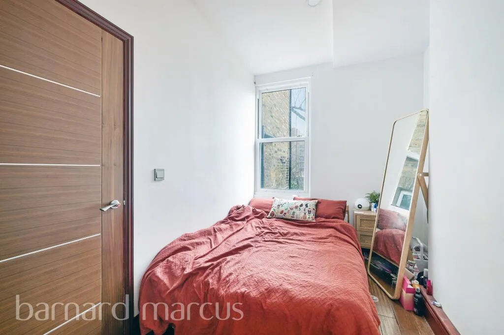 12 bed Town House