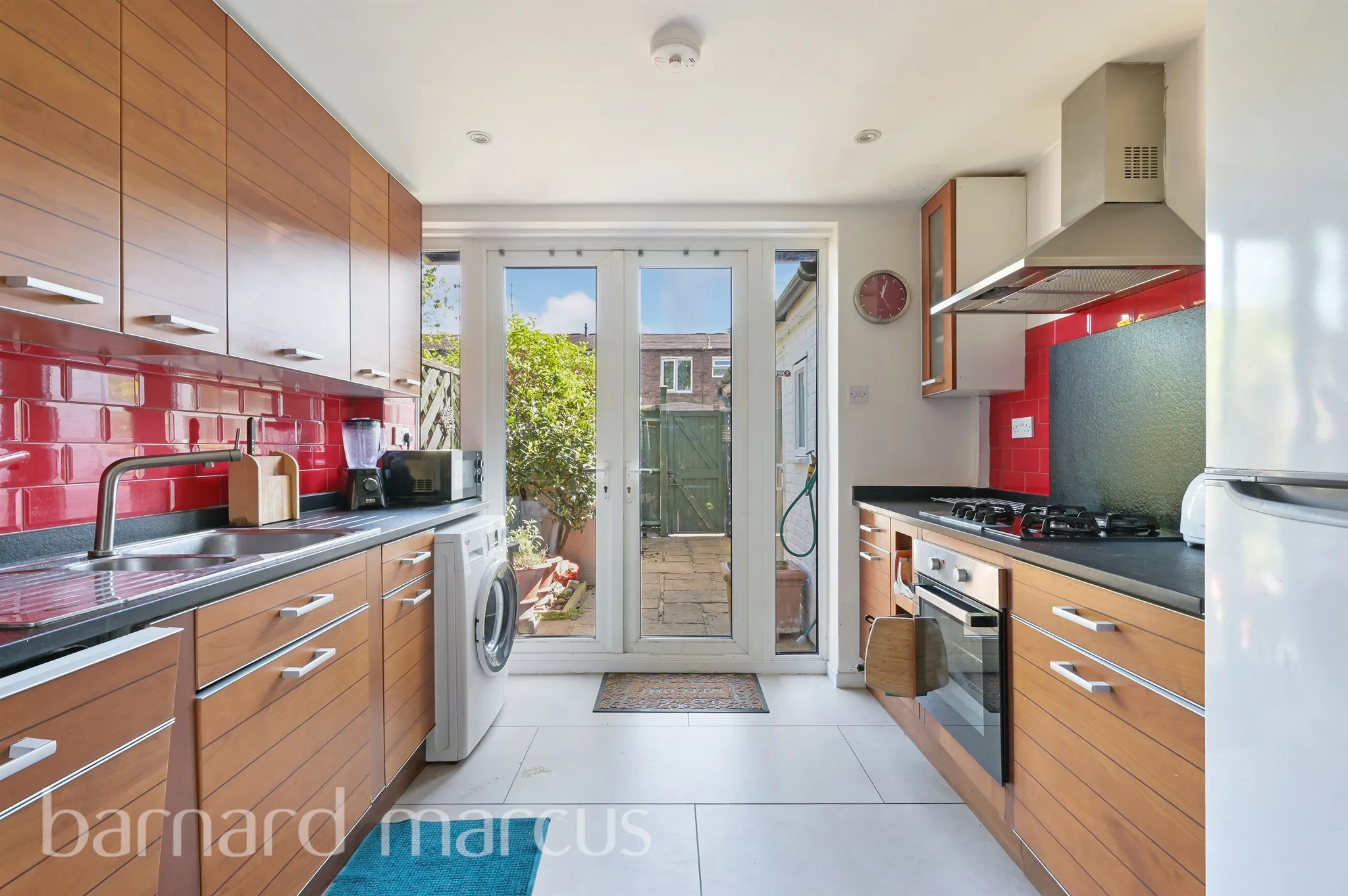 4 bed Semi-Detached