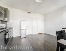 1 bed Apartment