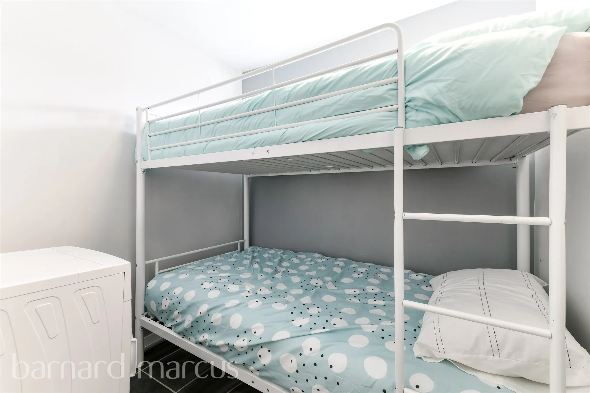 2 bed Apartment