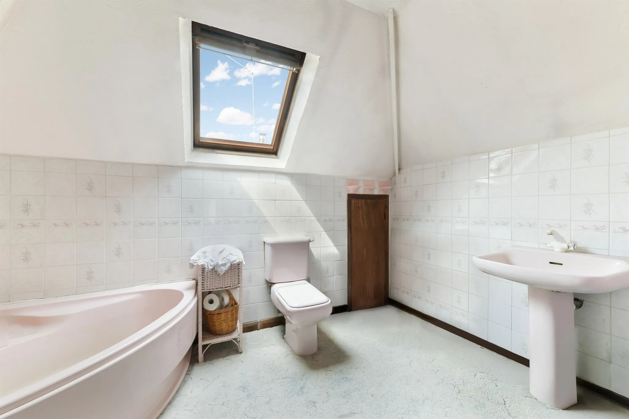 4 bed House & Land