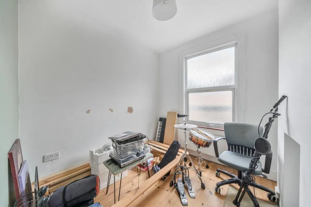 3 bed Terraced