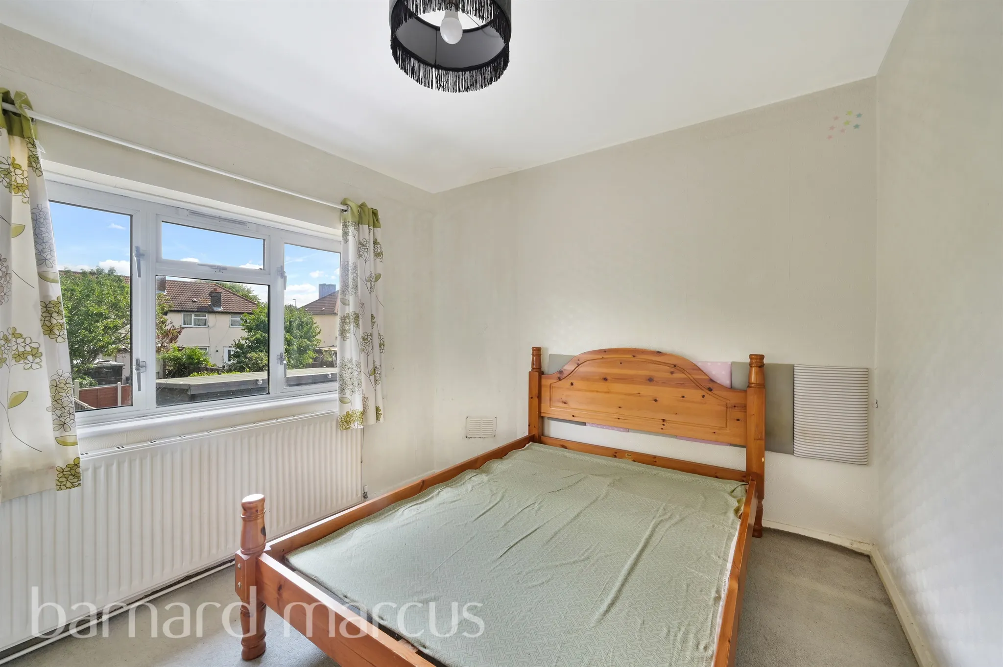 3 bed Semi-Detached