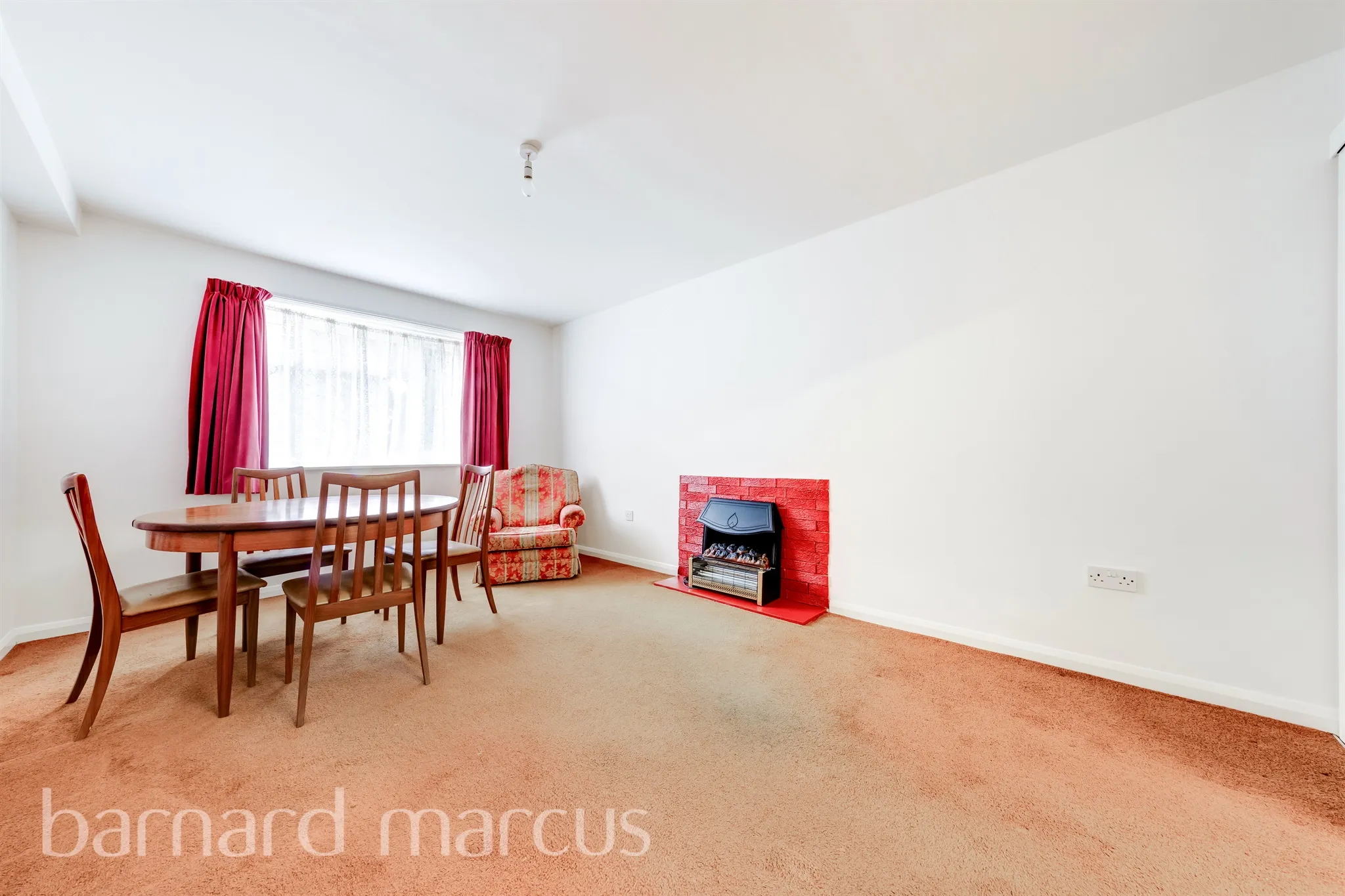 1 bed Ground Flat
