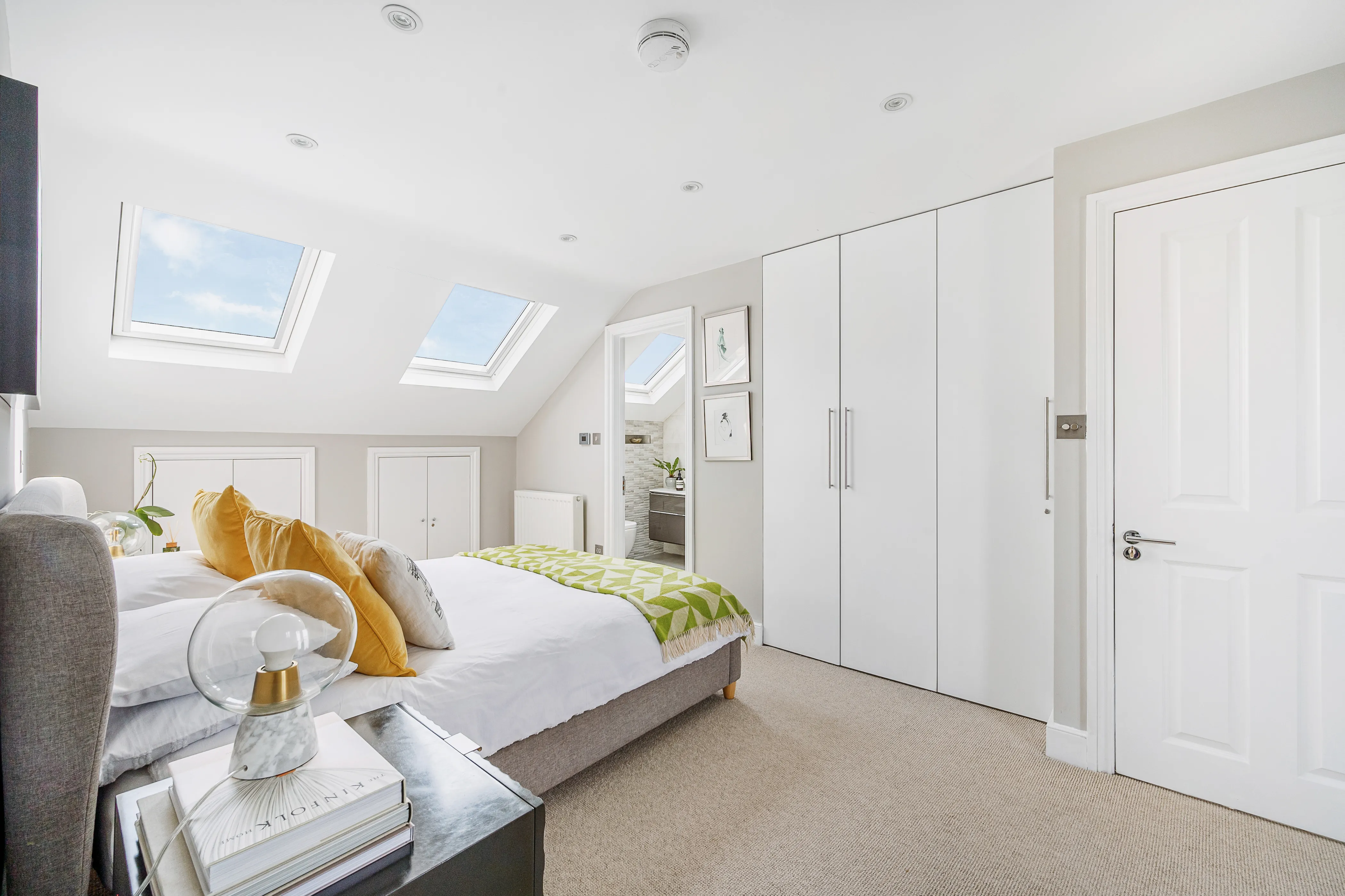 4 bed Triplex