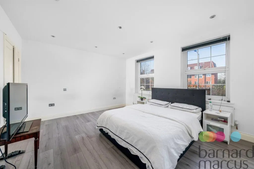 2 bed Apartment