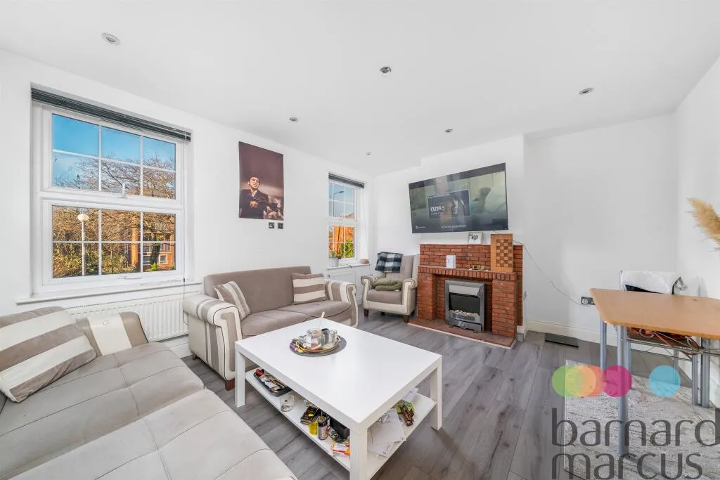 2 bed Apartment