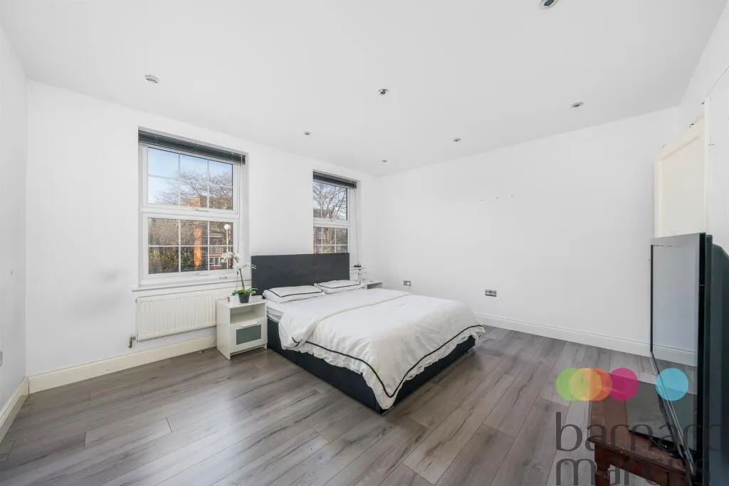 2 bed Apartment