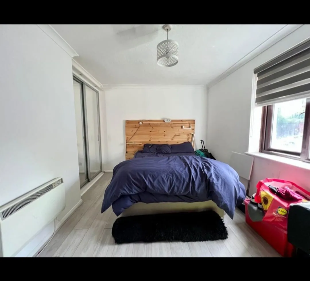 1 bed Apartment