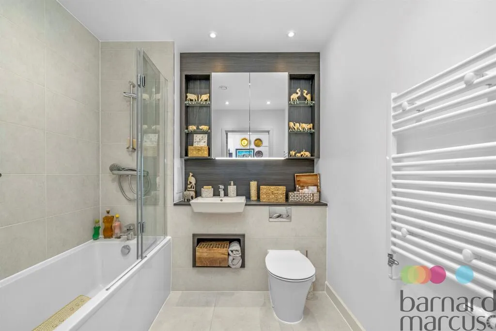 2 bed Apartment