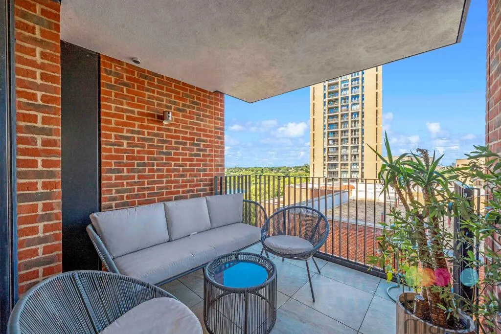 2 bed Apartment
