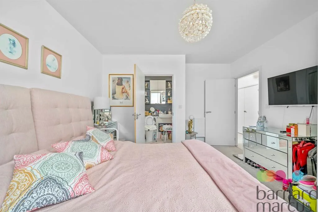 2 bed Apartment