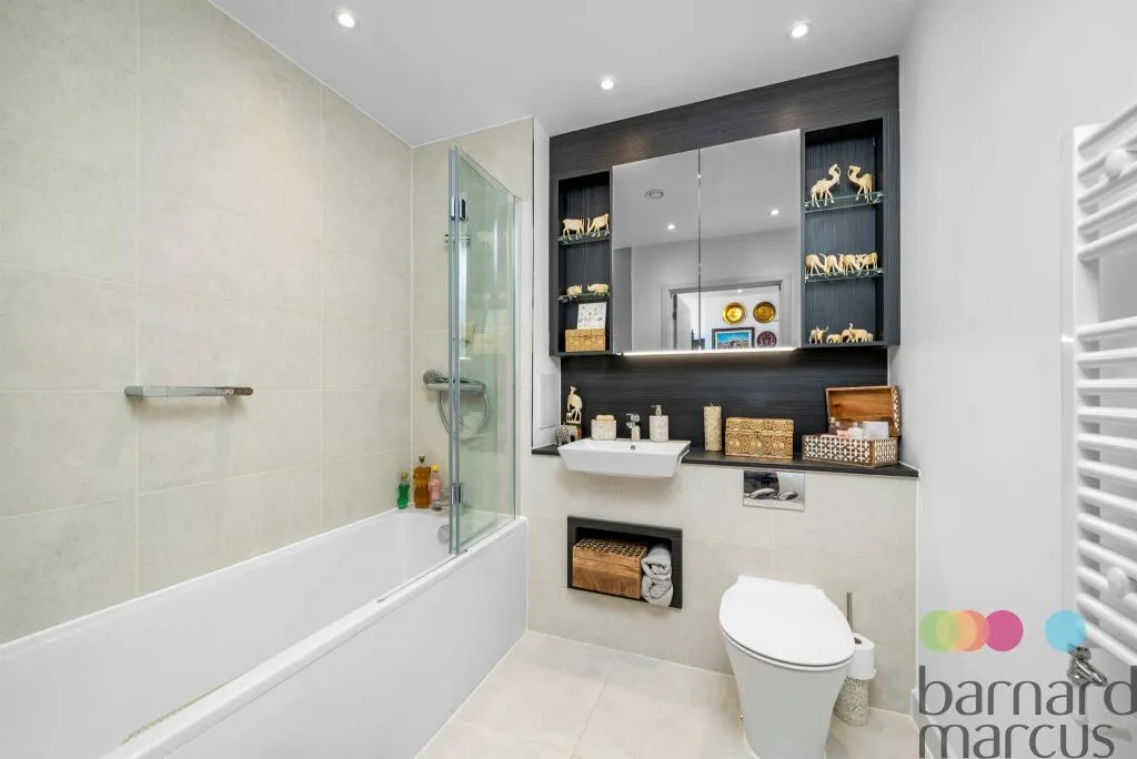 2 bed Apartment