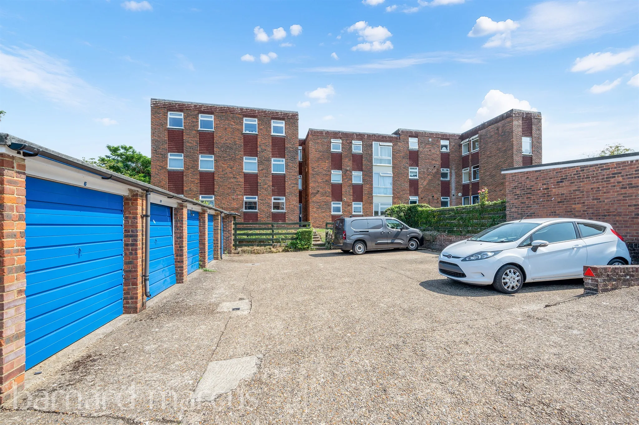 1 bed Apartment