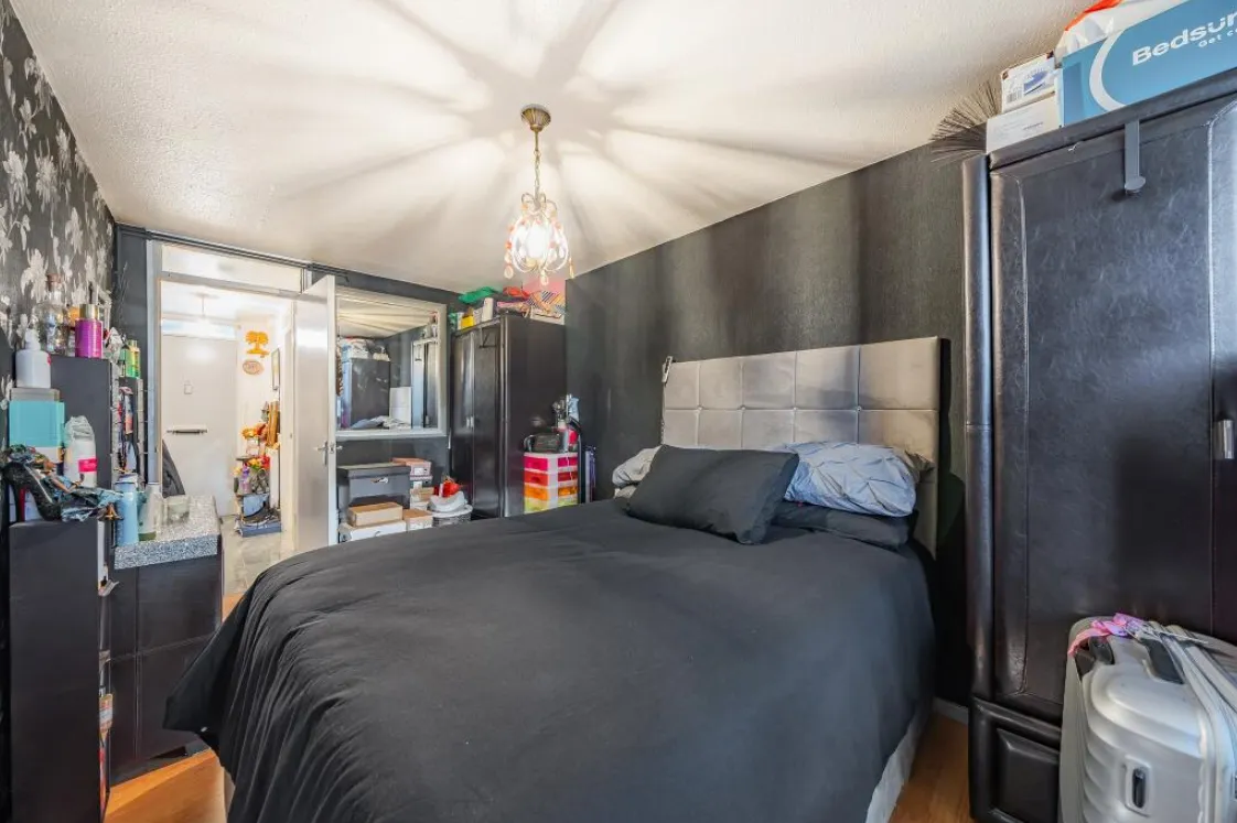 1 bed Ground Flat