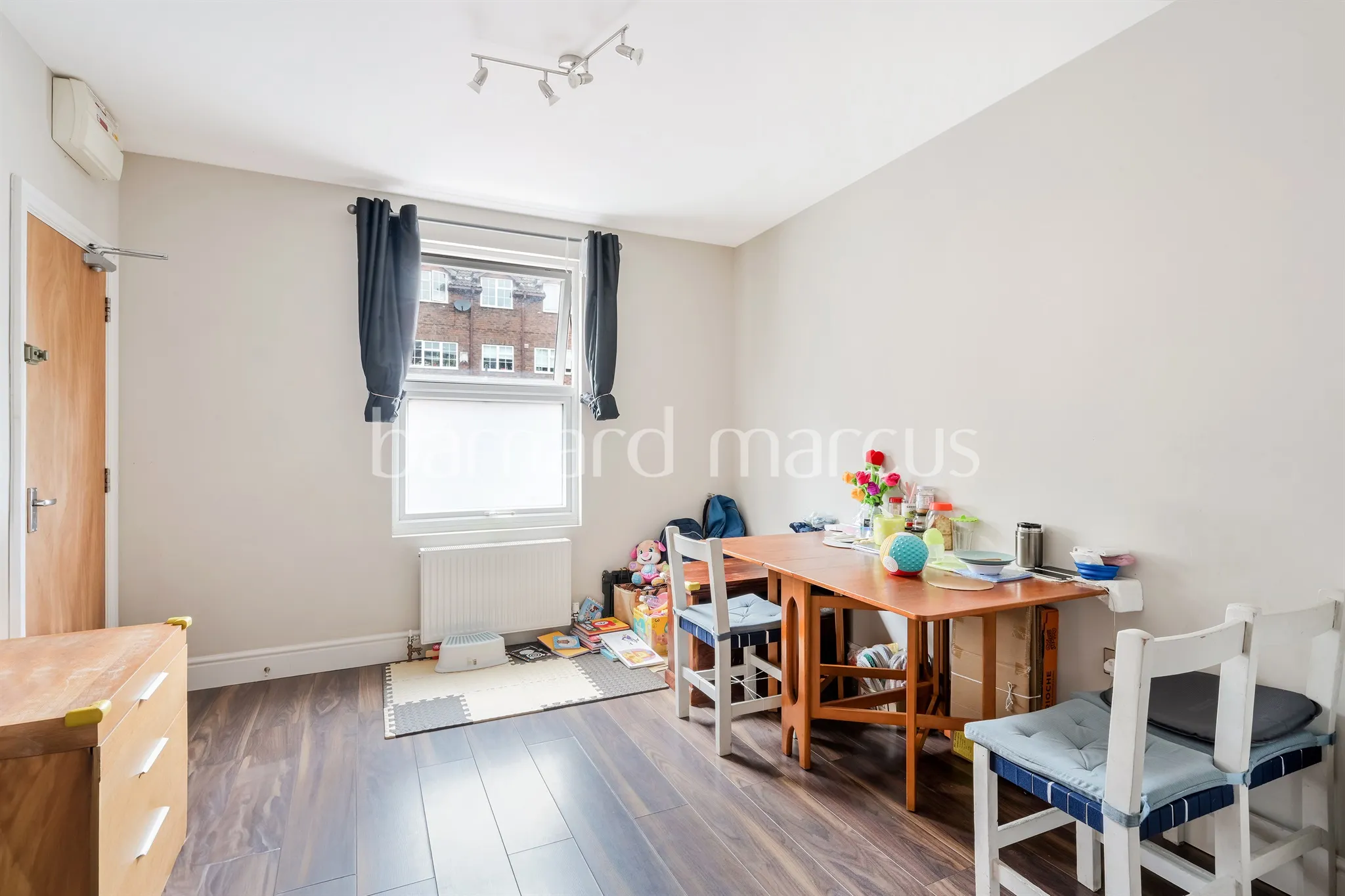 1 bed Ground Flat