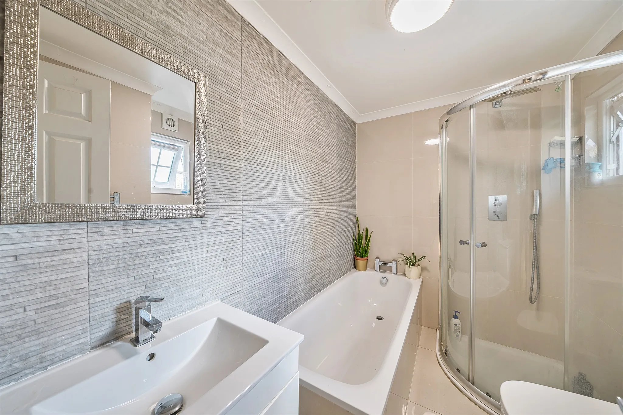 4 bed Terraced