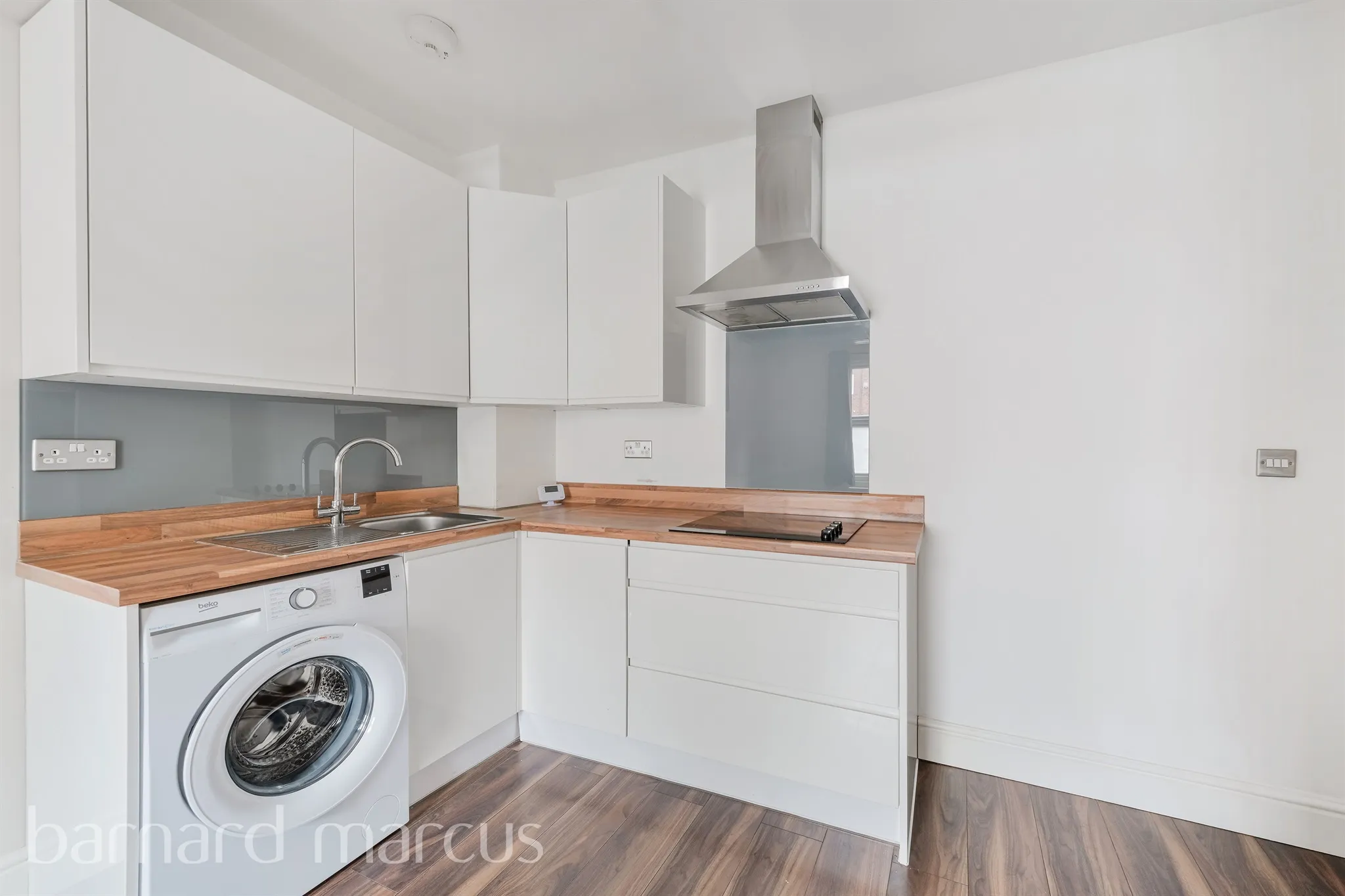 1 bed Ground Flat