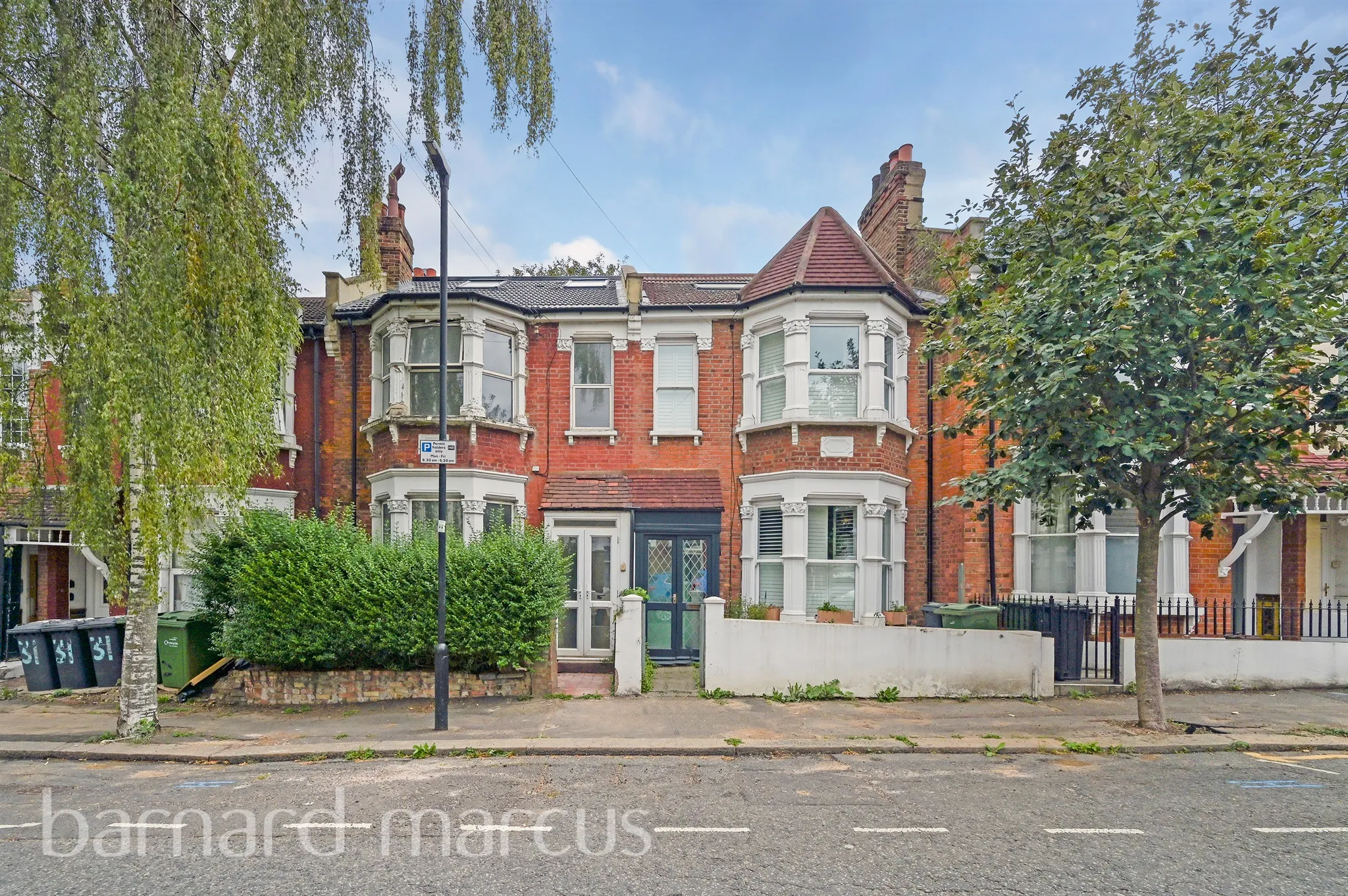 5 bed Semi-Detached