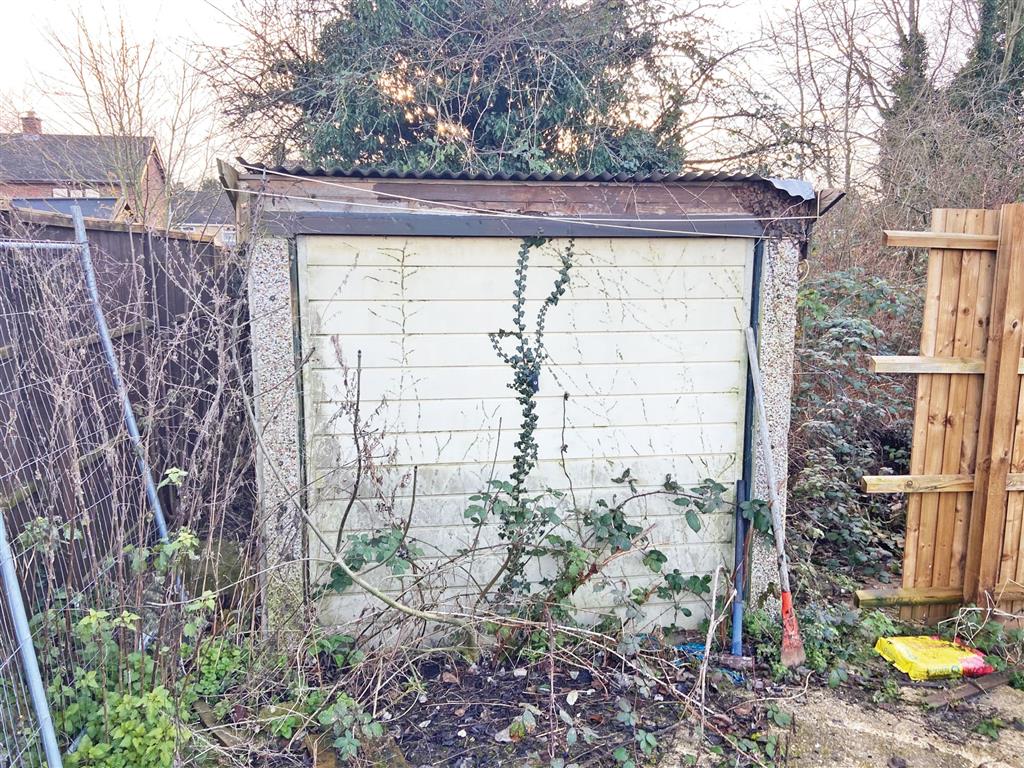 Land r/o 500, Oundle Road, PETERBOROUGH, Cambridgeshire, PE2 7DF