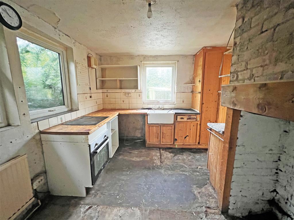 35, Houldsworth Drive, CHESTERFIELD, Derbyshire, S41 0BP