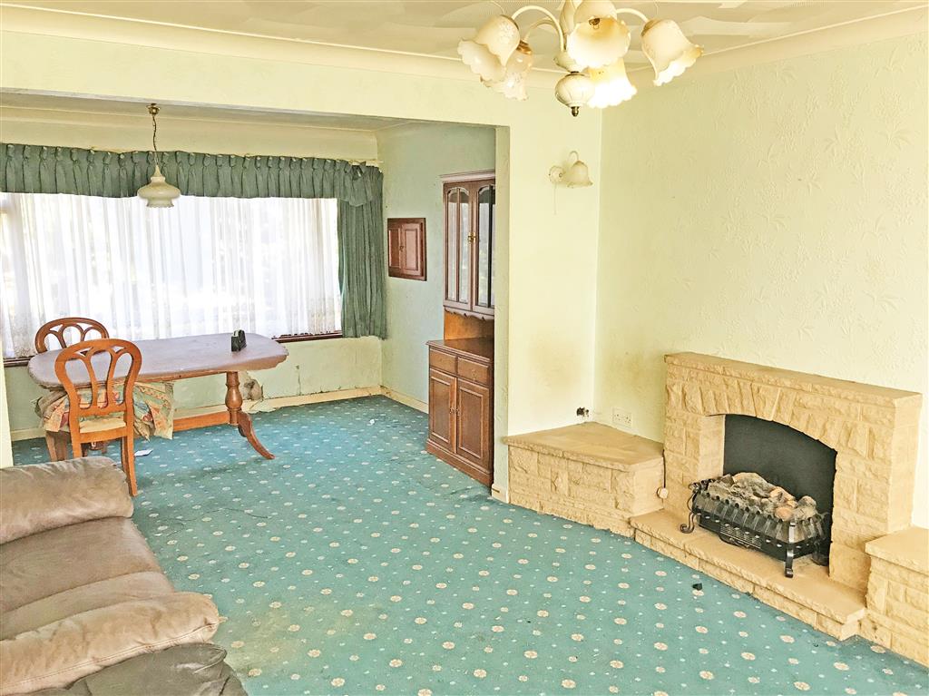 153, Dunster Crescent, HORNCHURCH, Essex, RM11 3QD