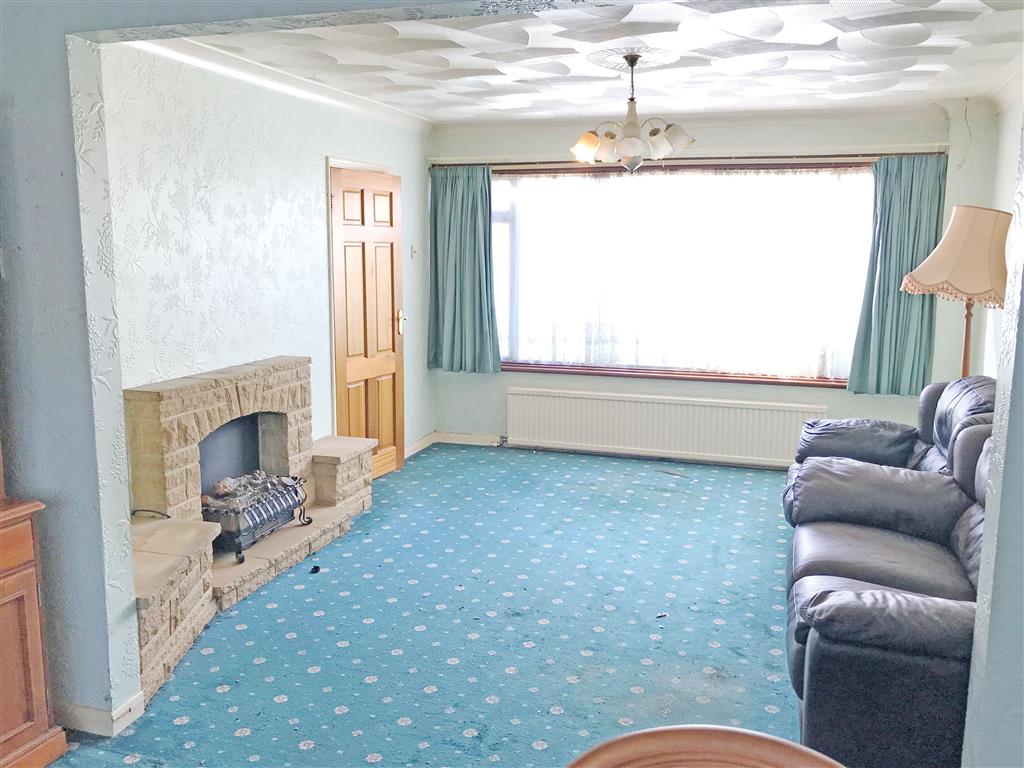 153, Dunster Crescent, HORNCHURCH, Essex, RM11 3QD