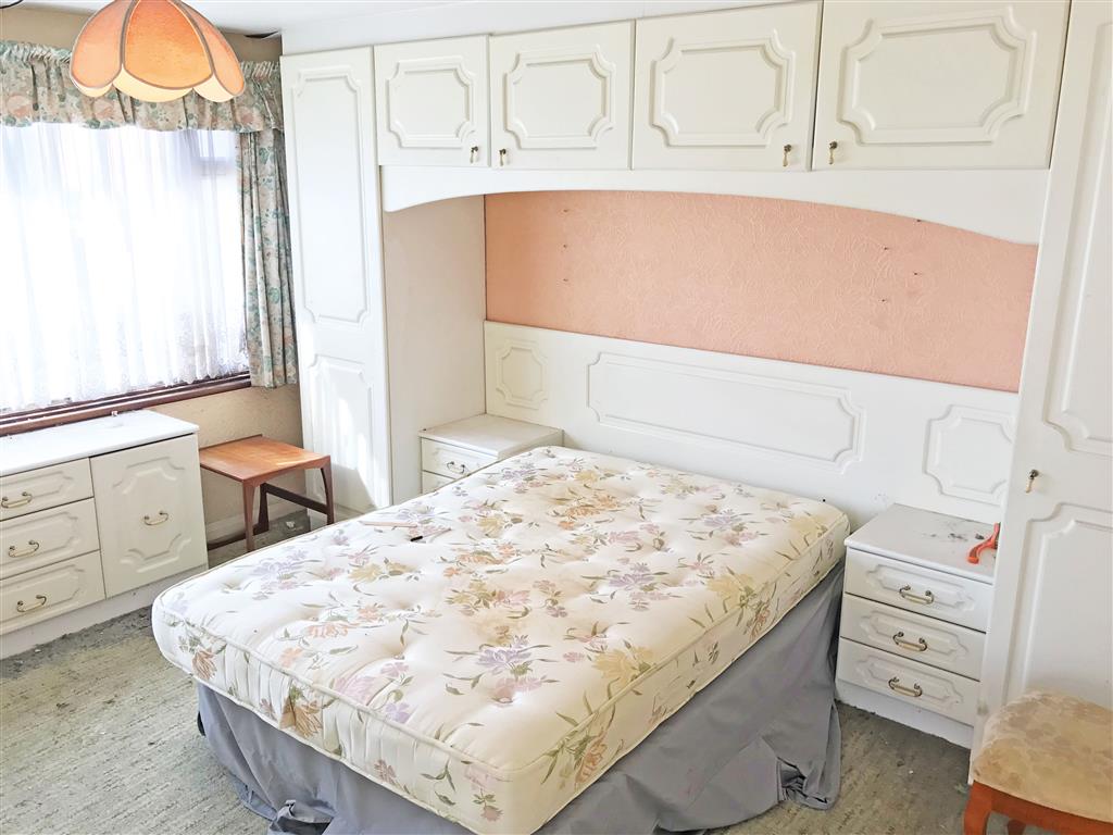 153, Dunster Crescent, HORNCHURCH, Essex, RM11 3QD