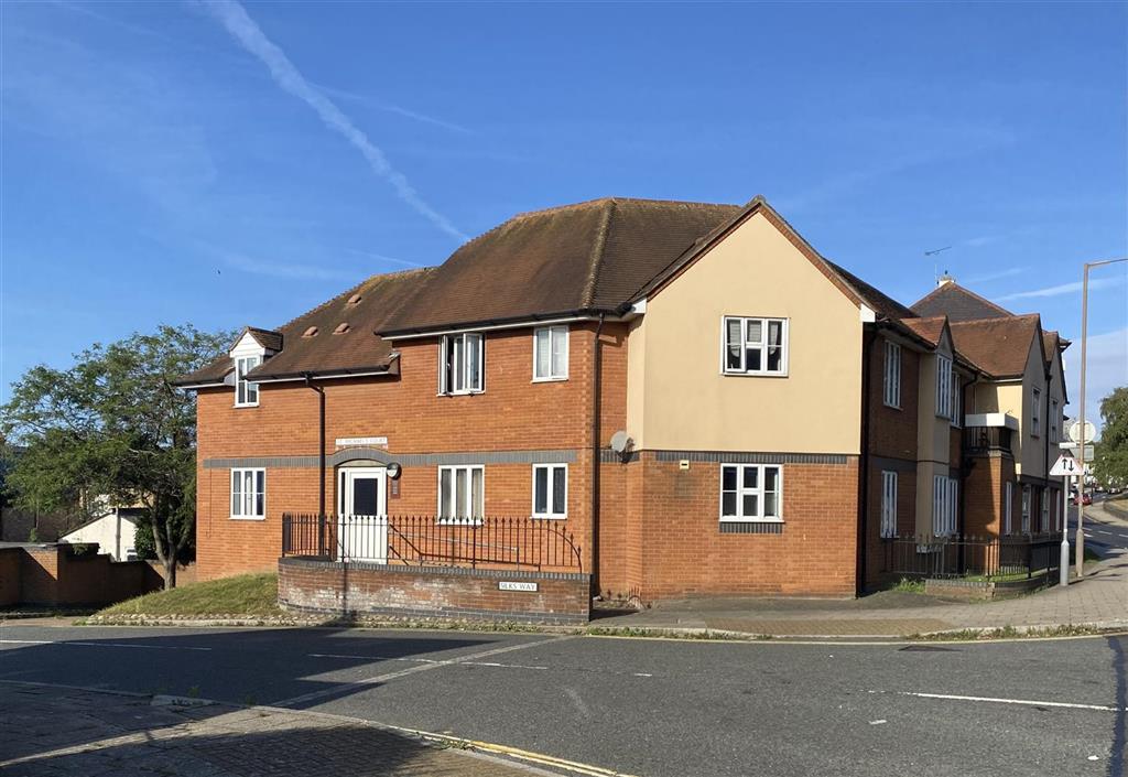 13 St. Michaels Court, South Street, BRAINTREE, Essex, CM7 3RJ