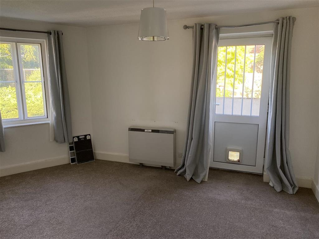 13 St. Michaels Court, South Street, BRAINTREE, Essex, CM7 3RJ