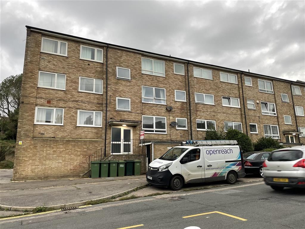 1 Stamford Court, Harold Road, HASTINGS, East Sussex, TN35 5PE