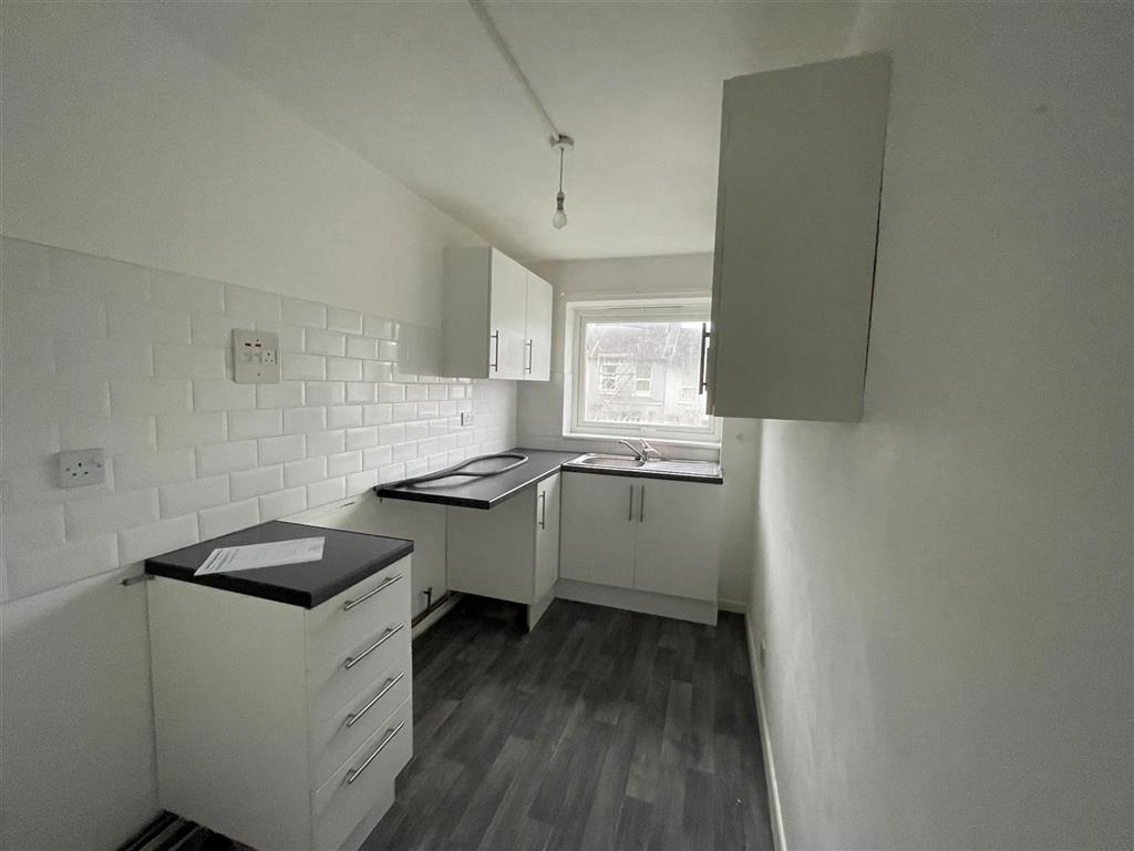 1 Stamford Court, Harold Road, HASTINGS, East Sussex, TN35 5PE