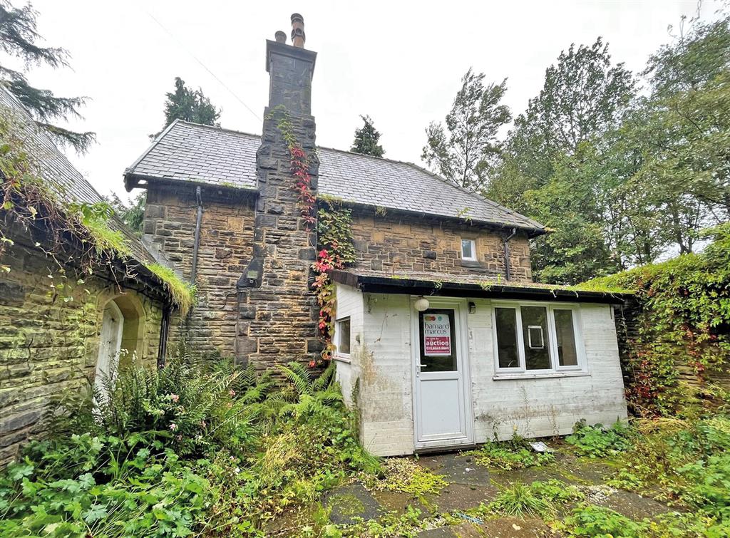 Brow Grains Cottage, Red Lane, HOLMFIRTH, West Yorkshire, HD9 5ND