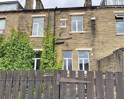 Flat 1-5, 4, Laisteridge Lane, BRADFORD, West Yorkshire, BD7 1RD