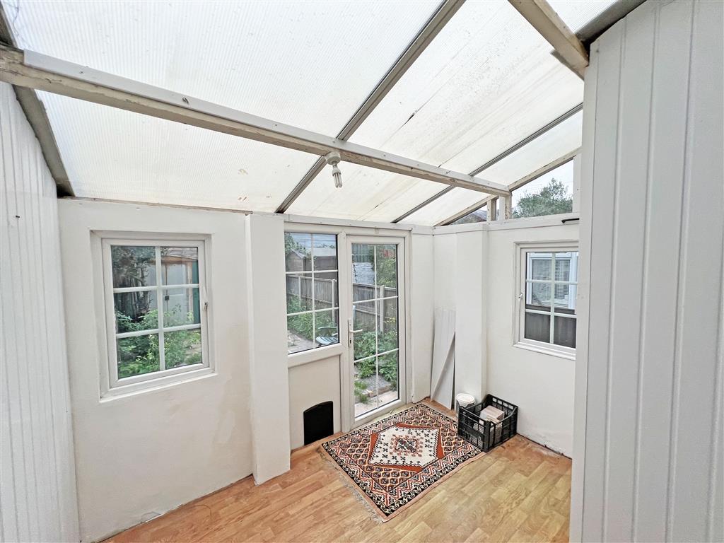 66, Catisfield Road, SOUTHSEA, Hampshire, PO4 8NJ