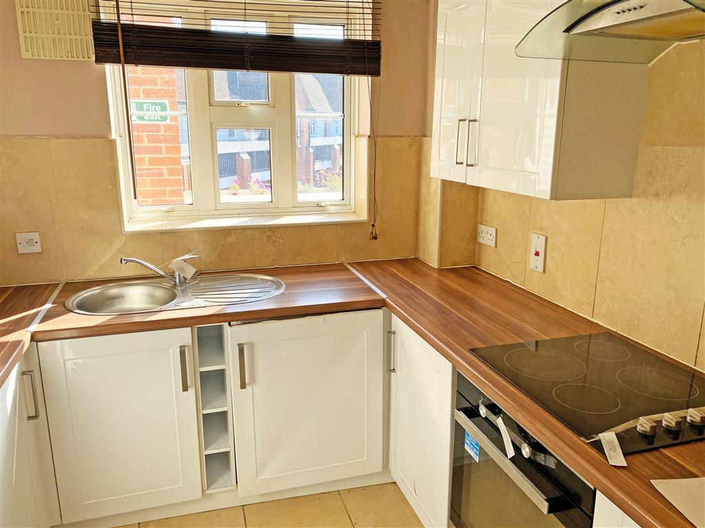 13 St. Michaels Court, South Street, BRAINTREE, Essex, CM7 3RJ