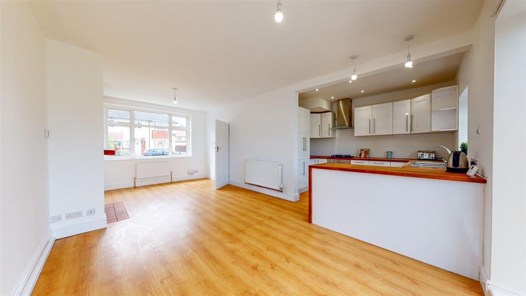 32, 5th Avenue, HULL, East Yorkshire, HU6 8DH