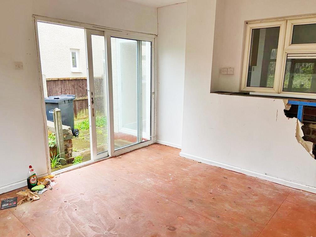 121, Swan Street, BRIERLEY HILL, West Midlands, DY5 4DG