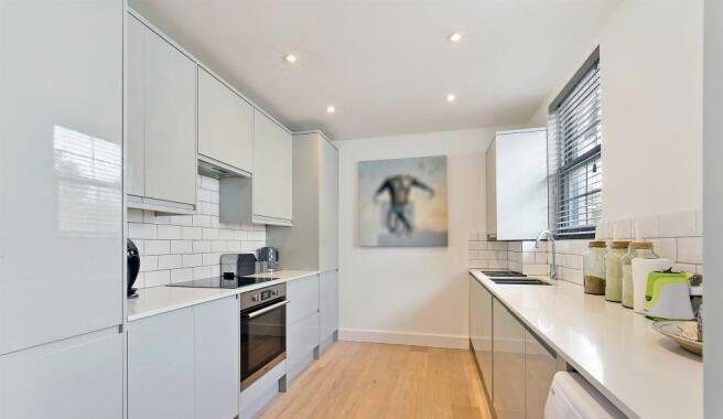 154b, Ewell Road, SURBITON, Surrey, KT6 6HE