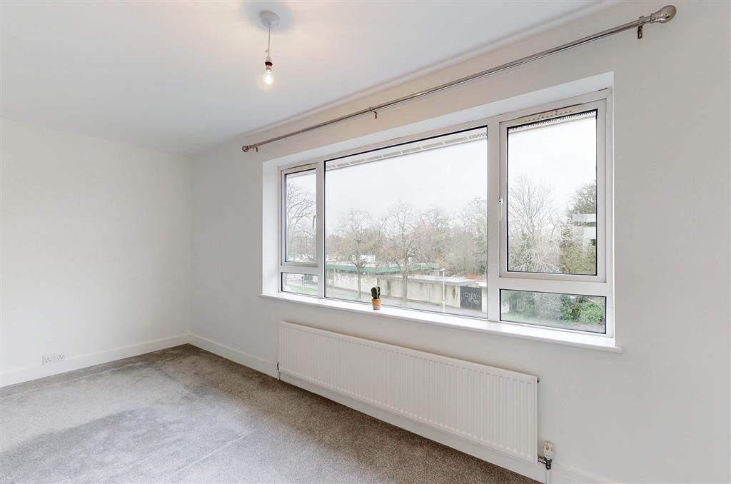 14, Rectory Row, BRACKNELL, Berkshire, RG12 7BN