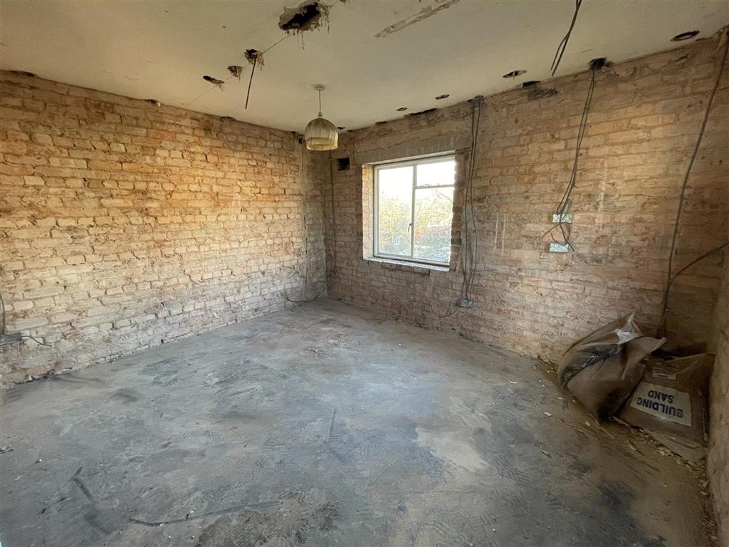 48, Sneyd Hall Close, WALSALL, West Midlands, WS3 2NW