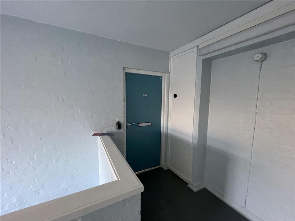 48, Sneyd Hall Close, WALSALL, West Midlands, WS3 2NW