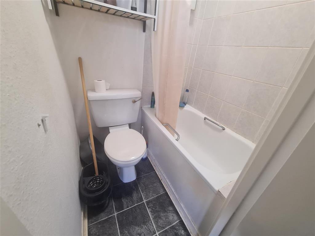 26, Westbourne Grove, SCARBOROUGH, North Yorkshire, YO11 2DL