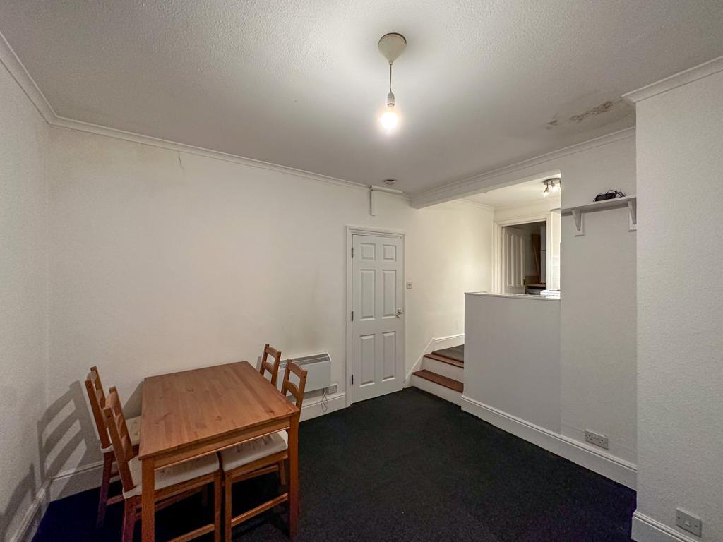 Flat 12, Windsor Mansions, 62, Grove Road South, SOUTHSEA, Hampshire, PO5 3RA