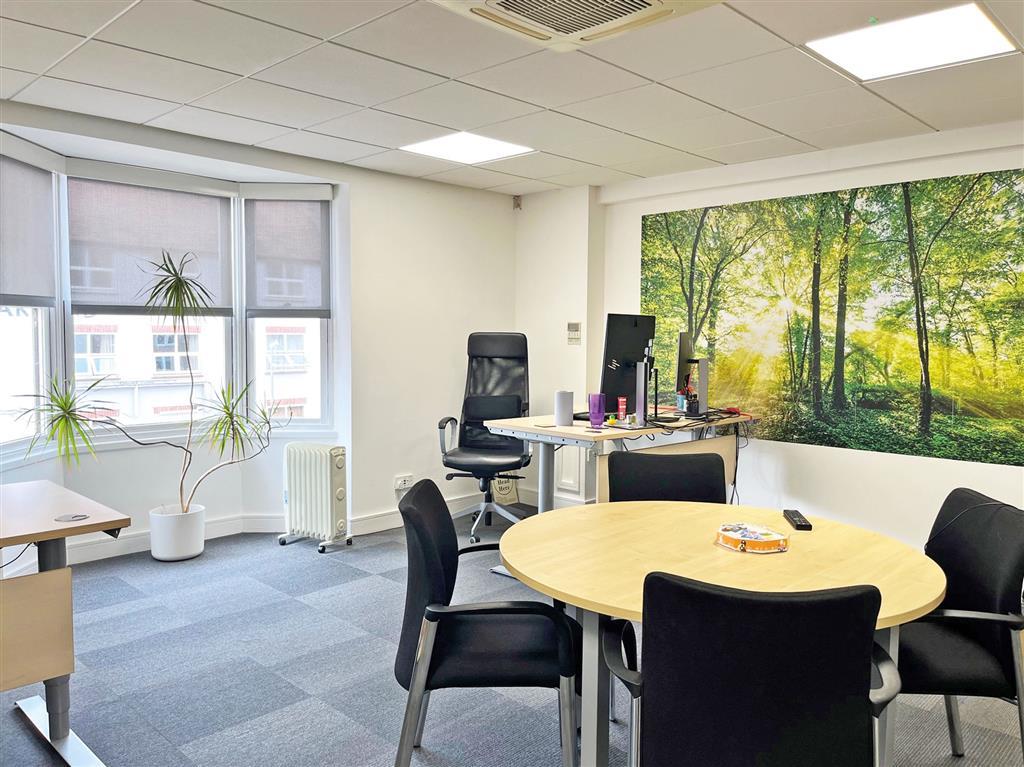 18-24, Market Square and Oakland Court, CHELMSFORD, Essex, CM3 5XA