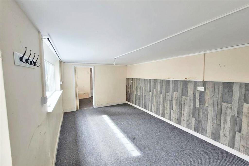 282, Wellington Street, GRIMSBY, South Humberside, DN32 7JP
