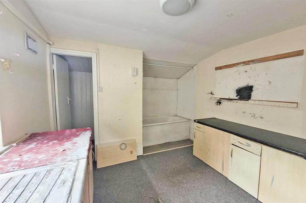 282, Wellington Street, GRIMSBY, South Humberside, DN32 7JP